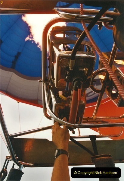 2002-08-19. Baloon Flight Over Dorset. (10)222