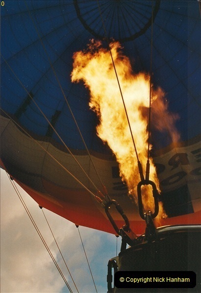 2002-08-19. Baloon Flight Over Dorset. (11)223