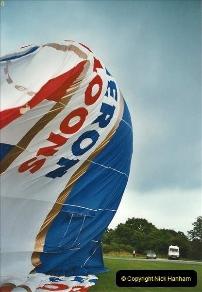 2002-08-19. Baloon Flight Over Dorset. (14)226