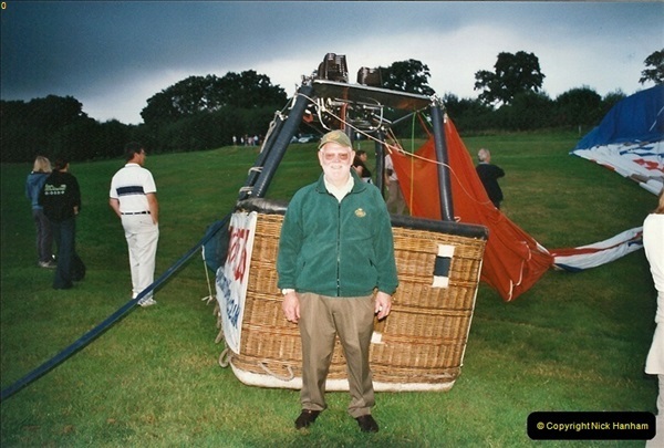 2002-08-19. Baloon Flight Over Dorset. (16)228