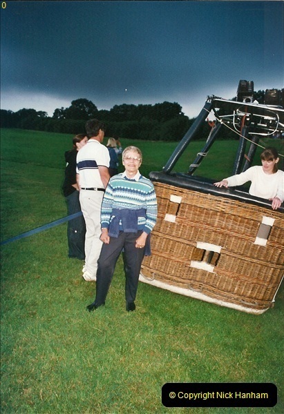 2002-08-19. Baloon Flight Over Dorset. (17)229