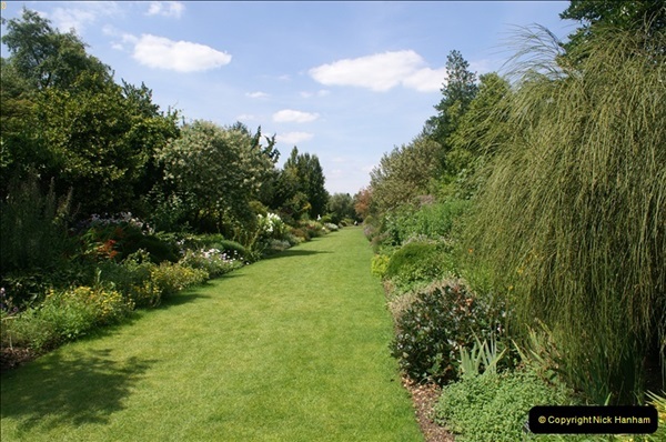 2007-08-09-Hilliar-Gardens-Romsey-Hapmshire.-38319