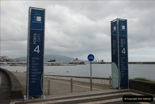 2012-09-23 to 25 Azores. Ponta Delgada.  (108)0128