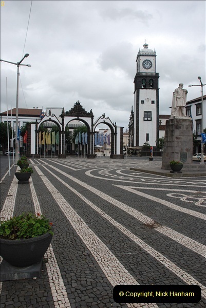 2012-09-23 to 25 Azores. Ponta Delgada.  (117)0137