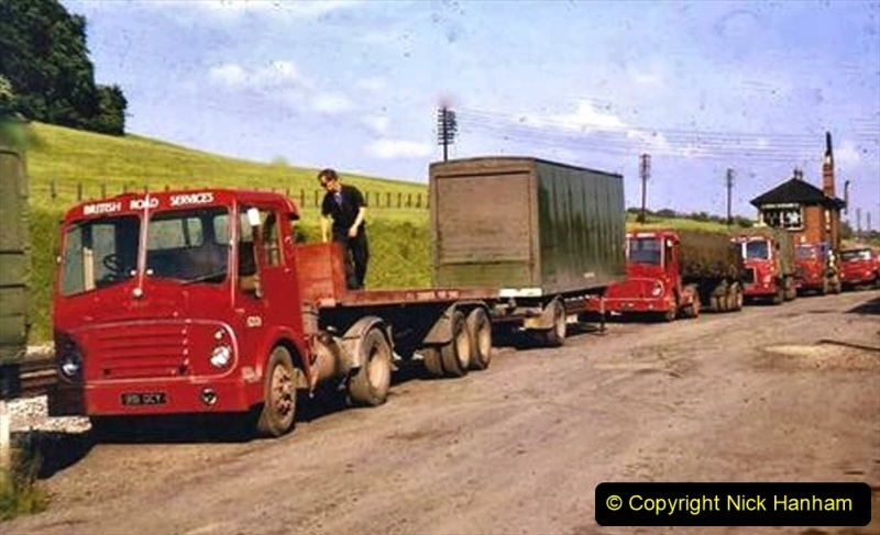 BRS-lorries-of-the-1950s-and-1960s.-104-104