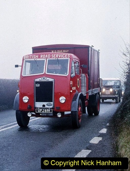 BRS-lorries-of-the-1950s-and-1960s.-112-112