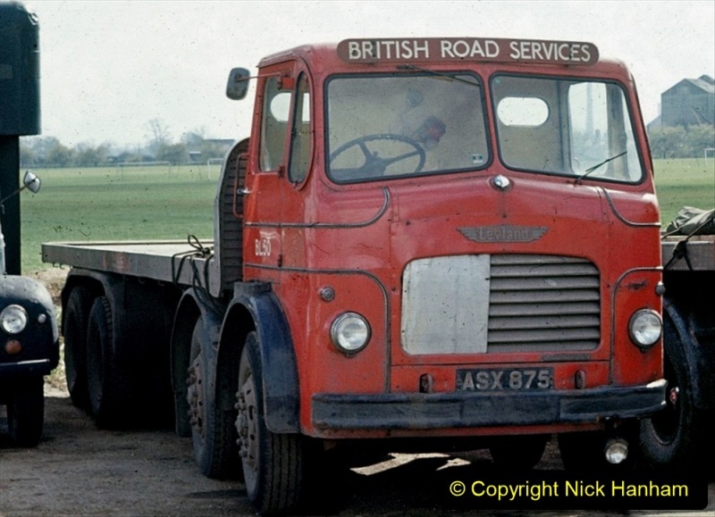 BRS-lorries-of-the-1950s-and-1960s.-114-114