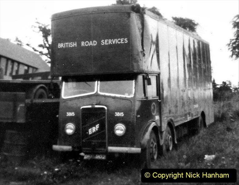 BRS-lorries-of-the-1950s-and-1960s.-118-118