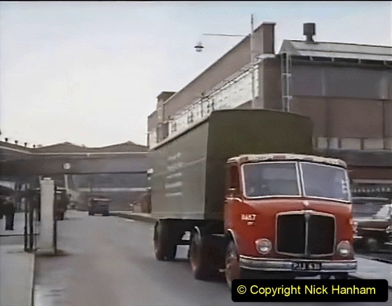 BRS-lorries-of-the-1950s-and-1960s.-201-201