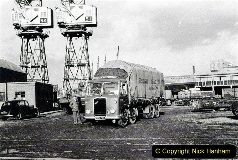 BRS-lorries-of-the-1950s-and-1960s.-23-023