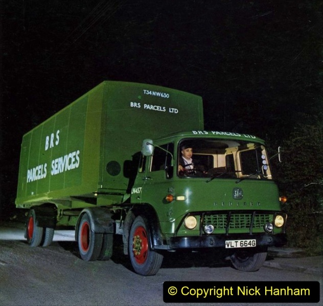 BRS-lorries-of-the-1950s-and-1960s.-27-027