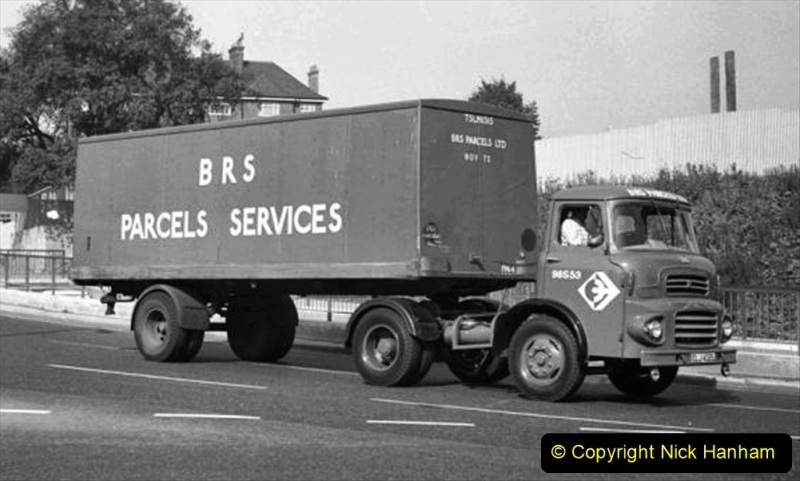 BRS-lorries-of-the-1950s-and-1960s.-59-059