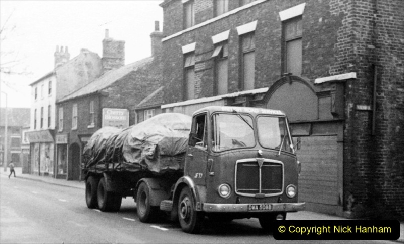 BRS-lorries-of-the-1950s-and-1960s.-79-079