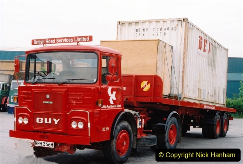BRS-lorries-of-the-1950s-and-1960s.-85-085