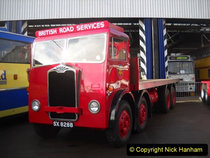 BRS-lorries-of-the-1950s-and-1960s.-91-091