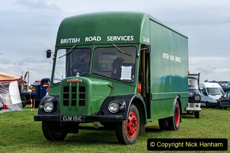 BRS-lorries-of-the-1950s-and-1960s.-94-094