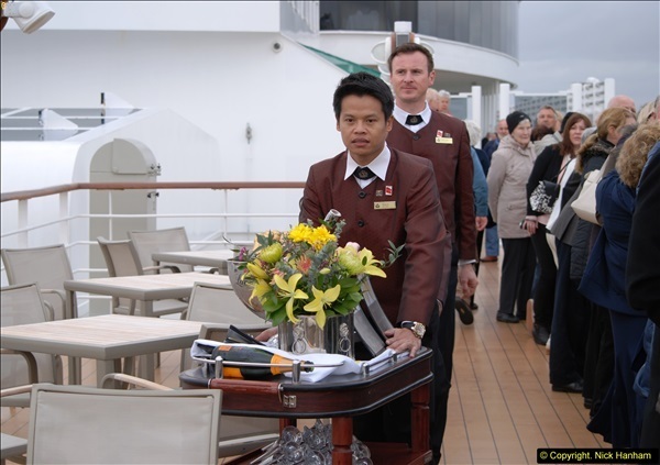 2015-05-03-Three-Queens-leave-Southampton.-115115