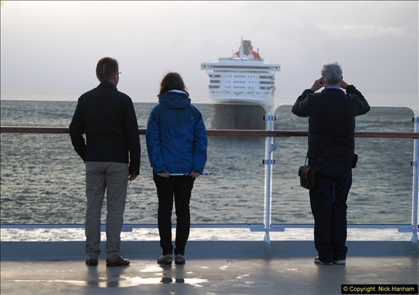 2015-05-03-Three-Queens-leave-Southampton.-224224