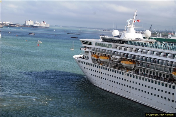 2015-05-03-Three-Queens-leave-Southampton.-79079