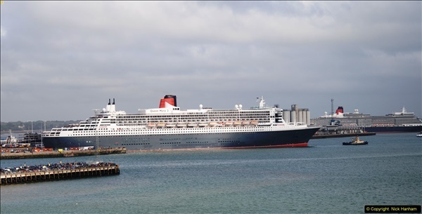 2015-05-03-Three-Queens-leave-Southampton.-94094