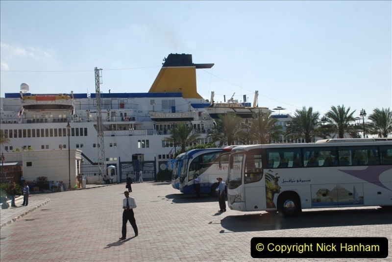 2010-11-06-Alexandria-Egypt.-Transport-86203