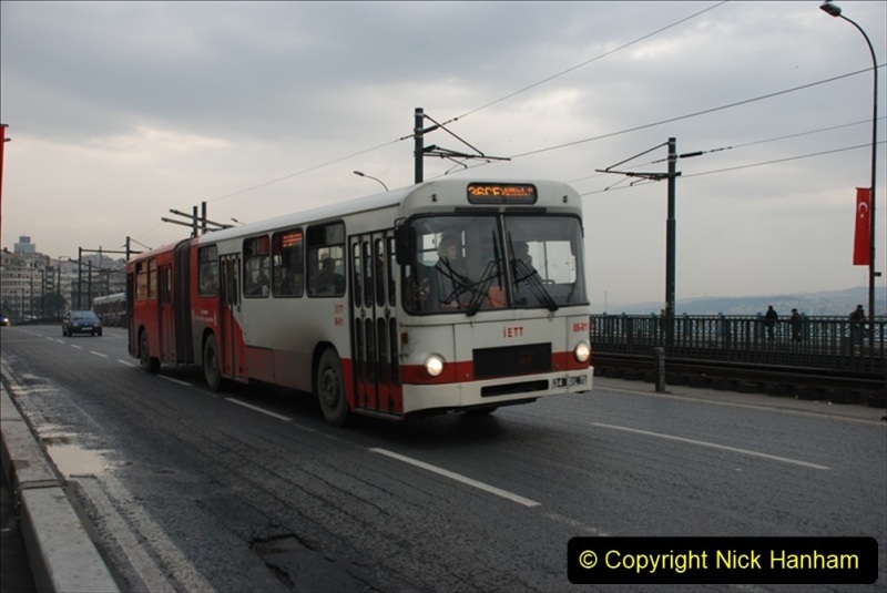 2010-10-26-IstanbulTurkey.-Transport-135155