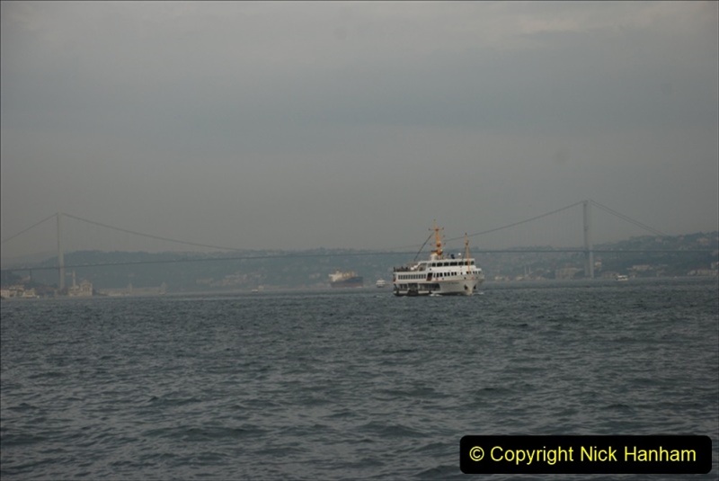 2010-10-26-IstanbulTurkey.-Transport-153173