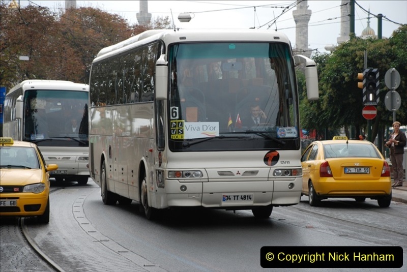 2010-10-26-IstanbulTurkey.-Transport-30050