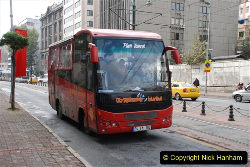 2010-10-26-IstanbulTurkey.-Transport-77097