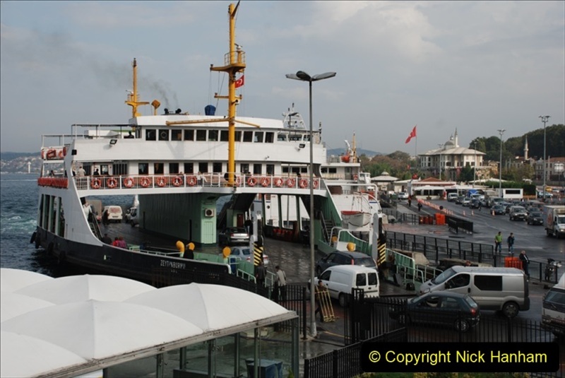 2010-10-26-IstanbulTurkey.-Transport-87107