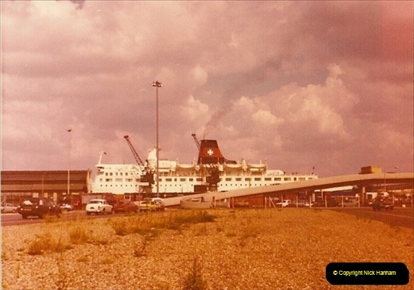 1975-07. Harwich, Essex.  (1)015
