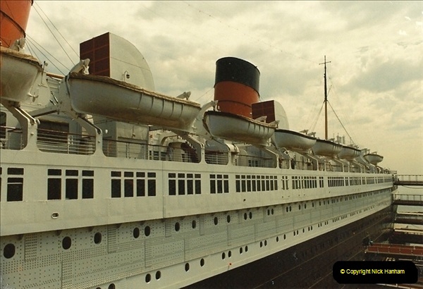 1982-08-15 The Queen Mary @ Long Beach, California, USA.  (2)055
