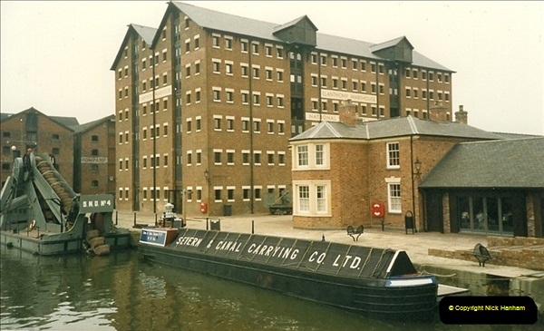 1989-04-14 Gloucester Docks, Gloucestershire. (1)165