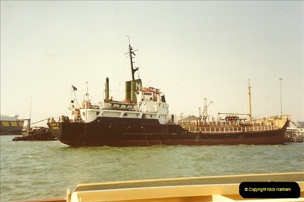 1989-07-07. Poole Quay, Dorset.  (2)172