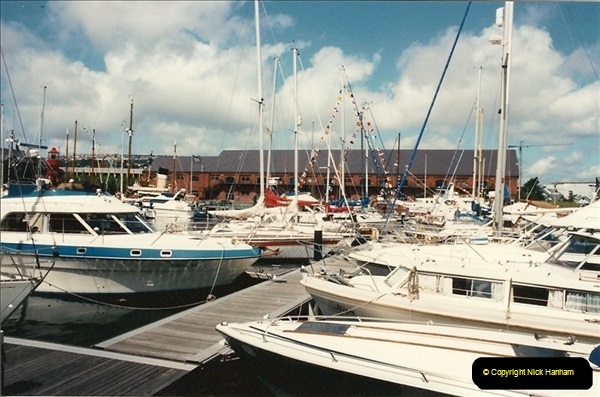 1992-07-19 Swansea, Glamorgan.  (8) 212