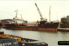 1990-03-04 Poole Quay, Dorset.  (1)183