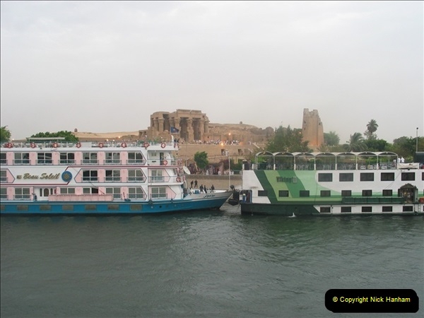 2006-05-09 Aswan & The River Nile, Egypt.  (10)152