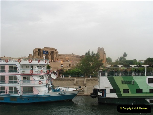 2006-05-09 Aswan & The River Nile, Egypt.  (12)154