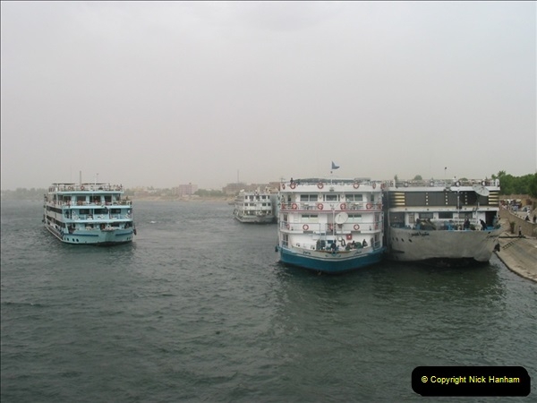 2006-05-09 Aswan & The River Nile, Egypt.  (6)148