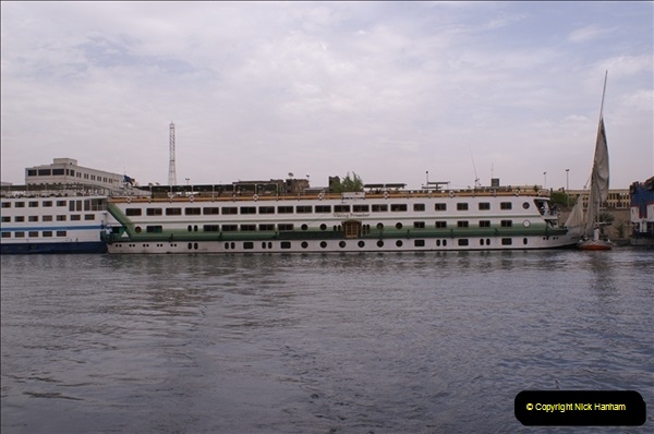 2006-05-10-Aswan-the-River-Nile-Egypt.-2156
