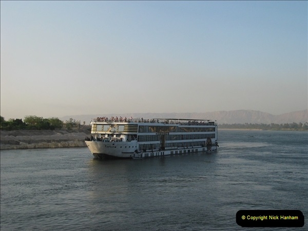 2006-05-12 The River Nile, Egypt.  (25)215