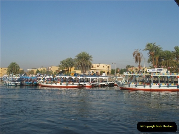 2006-05-14 Aswan, Egypt.  (2)219
