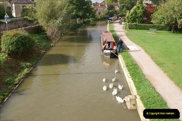 2006-10-07-On-The-Kennet-Avon-Canal.-1325