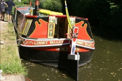 2006-06-09-The-Kennet-Avon-Canal-horse-barge-Kintbury-West-Berkshire.-19250