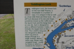 2008-08-19 Teddington Lock Plus New Gates Being Installed.  (20)583