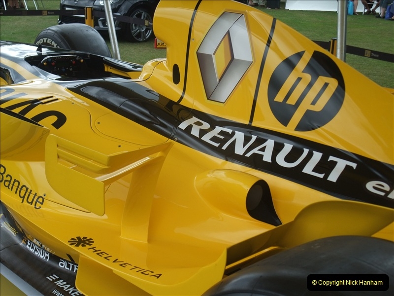 2011-07-24 Renault Cars Event @ Exbury Gardens, Hampshire.  (15)107