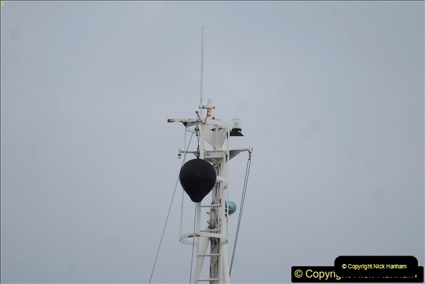 2018-03-26 Sandbanks Ferry ball warning to shipping that it is crossing plus flashing white lights.256