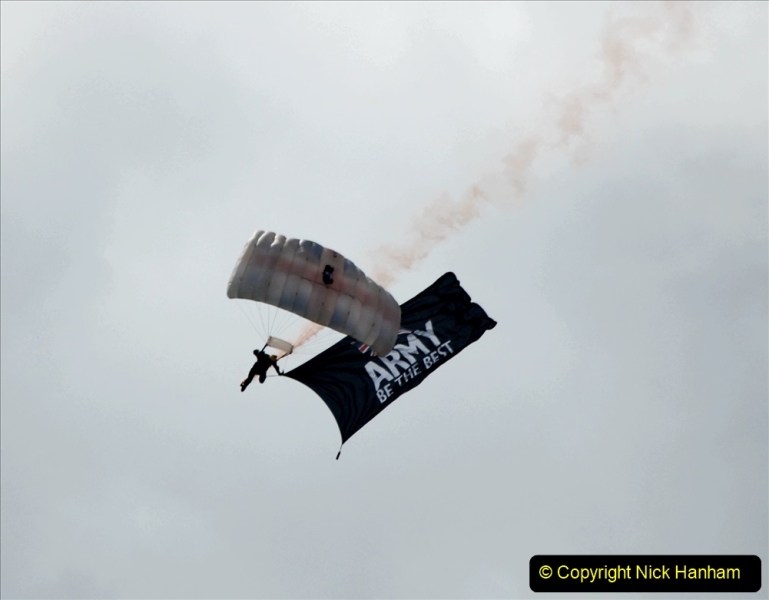 2019-08-30 Bournemouth Air Festival 2019. (21) Tigers Freefall Parachute Display Team. 021