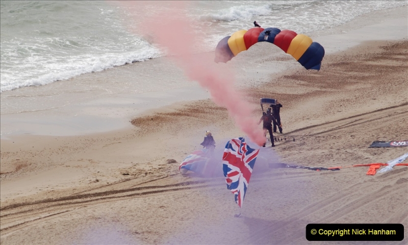 2019-08-30 Bournemouth Air Festival 2019. (29) Tigers Freefall Parachute Display Team. 029