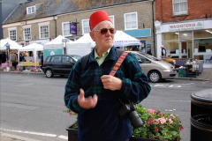 2019-09-07 Bridport Hat Festival. (8) Your Host ready for action plus FEZ (Tommy Cooper style). 008